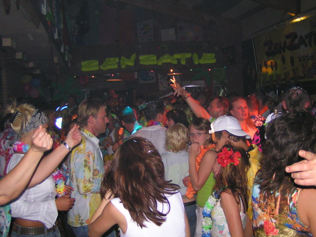 ZENZATIE_TROPICAL_06_05_20071